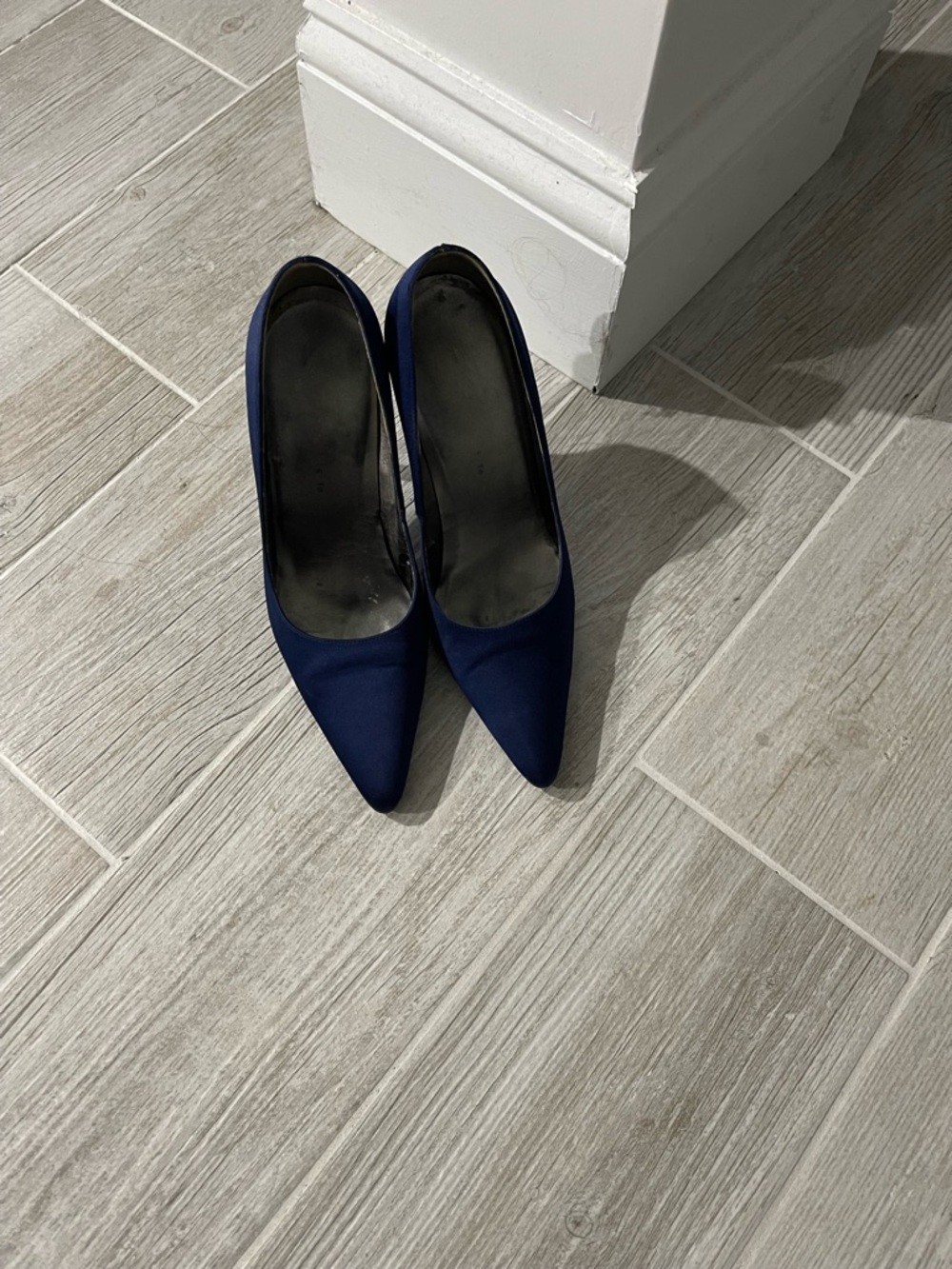 Nine West Navy Pointed-Toe Heels